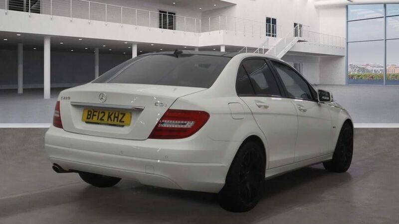 MERCEDES-BENZ C CLASS