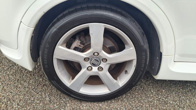 VOLVO C30