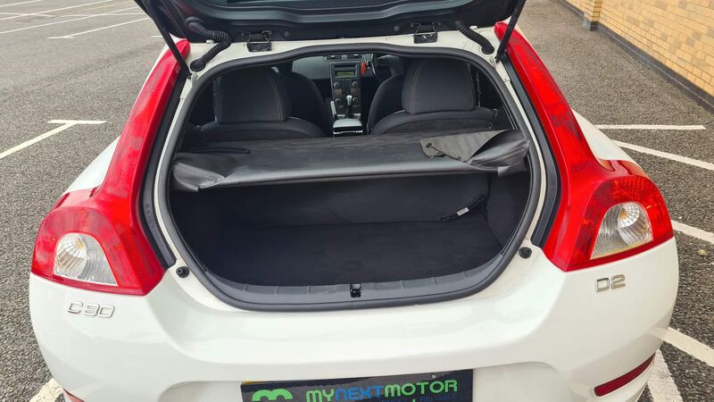 VOLVO C30