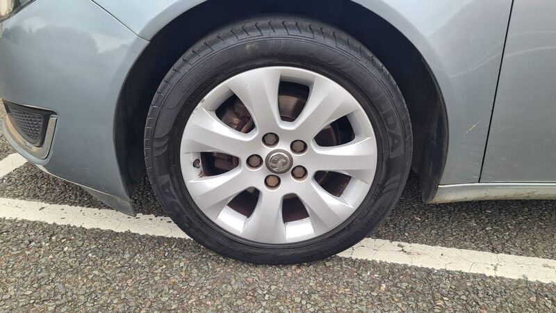 VAUXHALL INSIGNIA