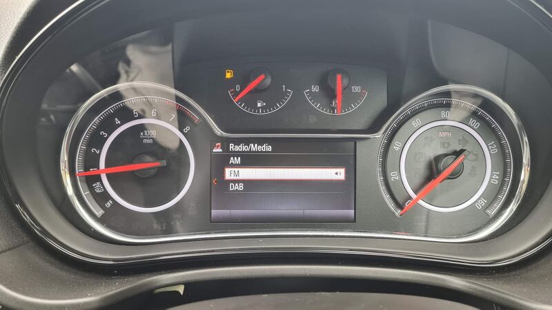 VAUXHALL INSIGNIA