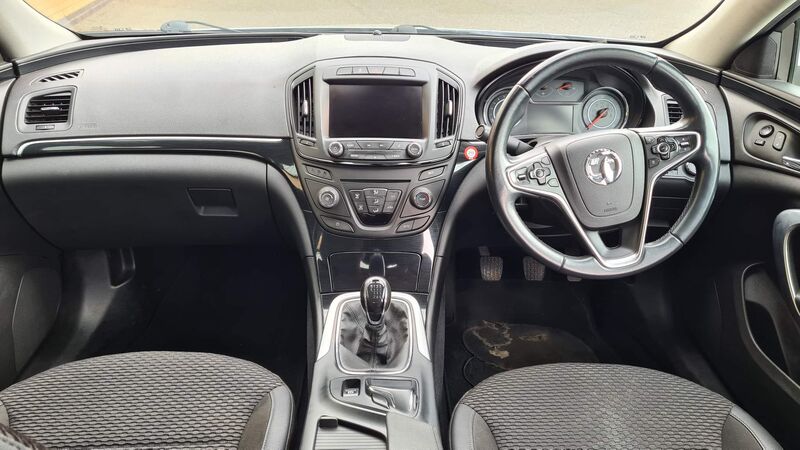 VAUXHALL INSIGNIA