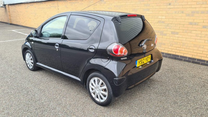 TOYOTA AYGO
