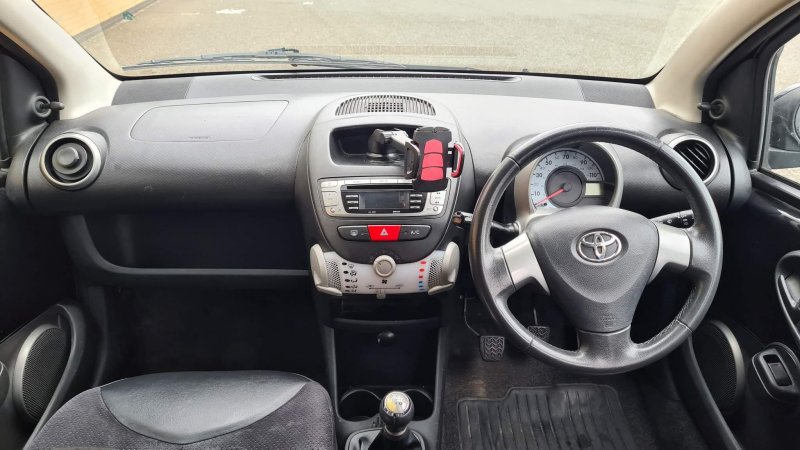 TOYOTA AYGO