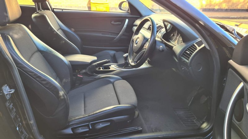BMW 1 SERIES