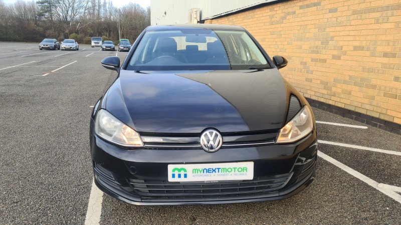 View VOLKSWAGEN GOLF 1.6 TDI BlueMotion Euro 5 (s/s) 5dr