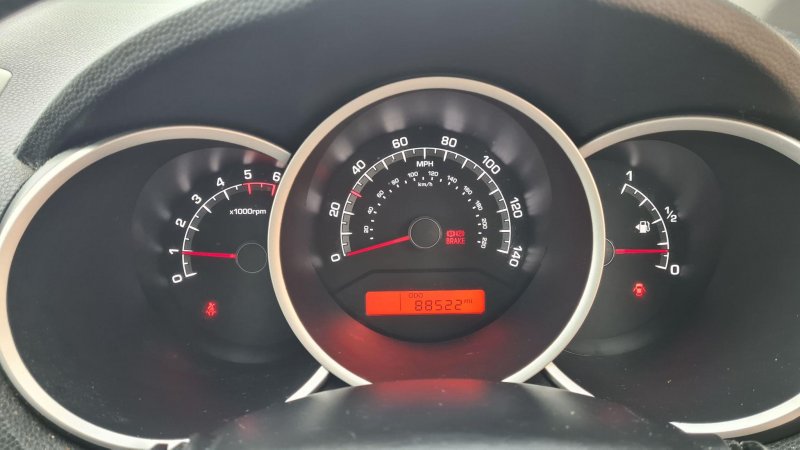 KIA VENGA