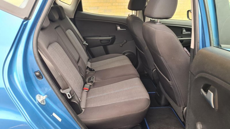 KIA VENGA