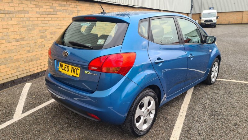 KIA VENGA
