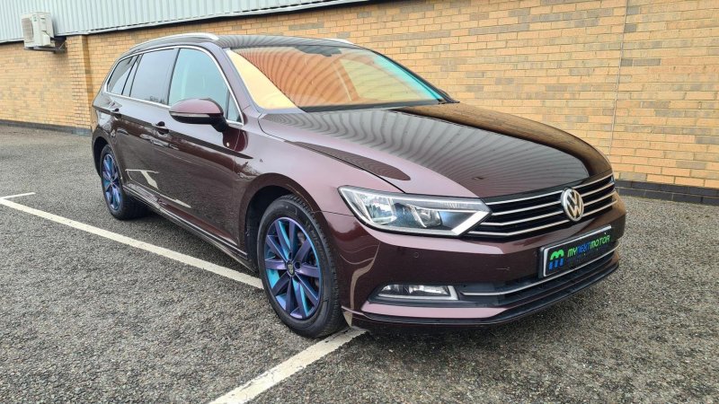View VOLKSWAGEN PASSAT 2.0 TDI BlueMotion Tech SE Business Euro 6 (s/s) 5dr
