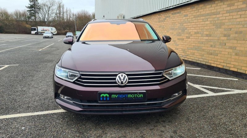 View VOLKSWAGEN PASSAT 2.0 TDI BlueMotion Tech SE Business Euro 6 (s/s) 5dr