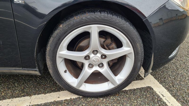 VAUXHALL INSIGNIA