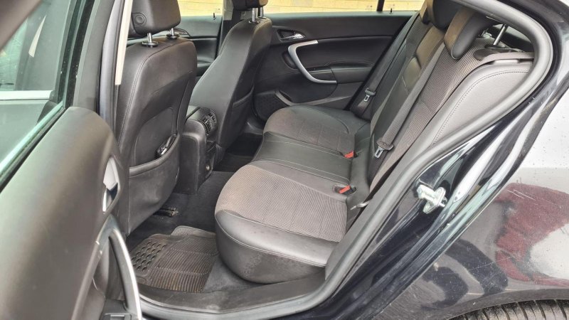 VAUXHALL INSIGNIA