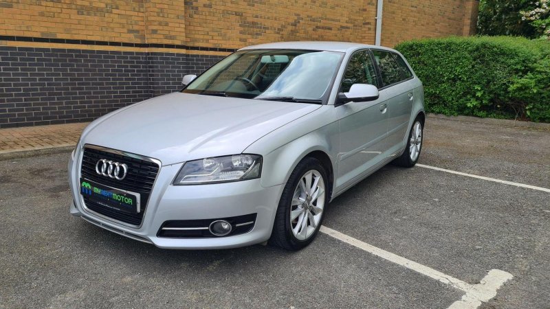 View AUDI A3 1.6 TDI Sport Sportback Euro 5 (s/s) 5dr