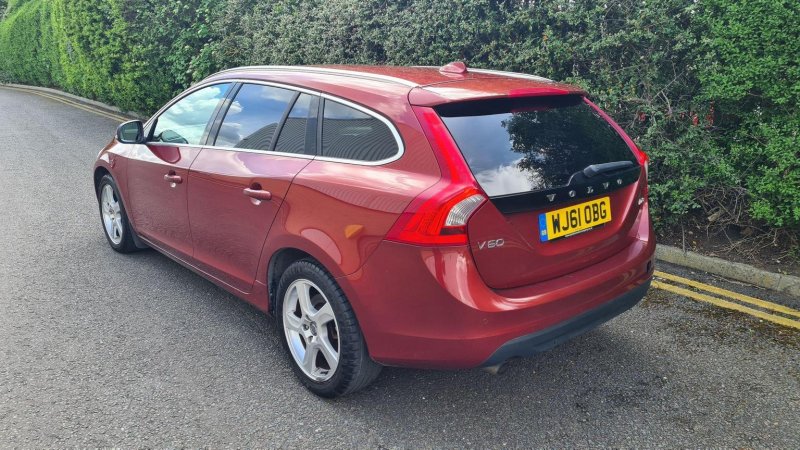 VOLVO V60
