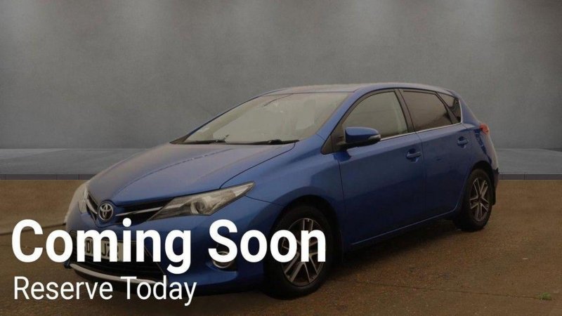 View TOYOTA AURIS 1.4 D-4D Icon Plus Euro 5 (s/s) 5dr