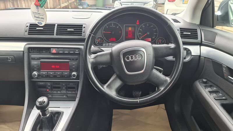 AUDI A4