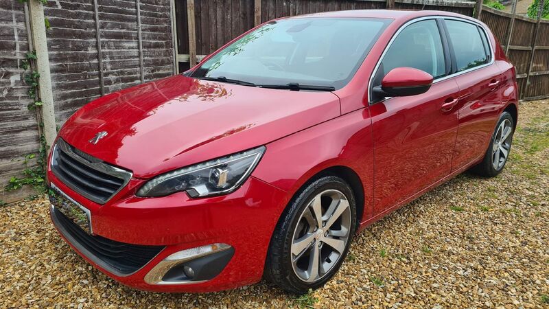 View PEUGEOT 308 1.6 HDi Allure Euro 5 (s/s) 5dr