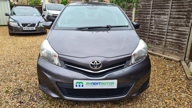 View TOYOTA YARIS 1.4 D-4D TR Euro 5 5dr