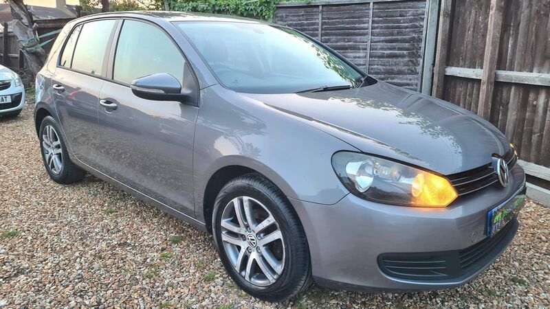 View VOLKSWAGEN GOLF 2.0 TDI SE Euro 5 5dr