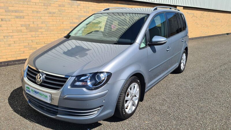 View VOLKSWAGEN TOURAN 1.9 TDI Match 5dr (7 Seats)